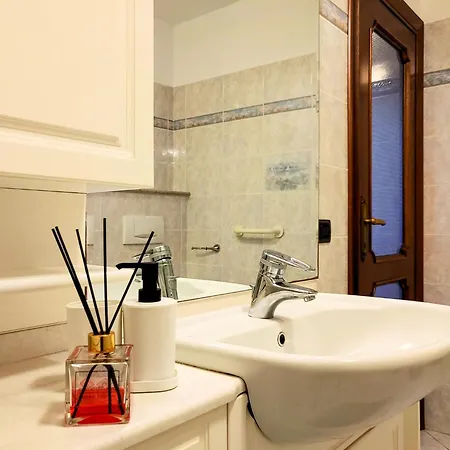 Panorama Mera 아파트